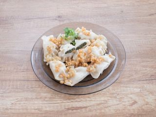 Pierogi z szpinakiem i serem feta