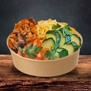 Боул зі спагеті та смаженими грибами (260г)