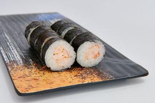 Маки с пиле 8бр