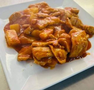 Carne de Porco com Ananás Fresco