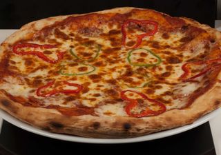 Пица Дявола  Малка-Римска