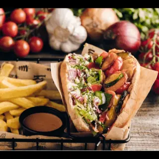família especial 2 Döner falafel + 2 Batata frita+ 2 Coca cola 33cl