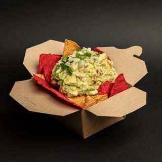 Totopos Con Guacamole!