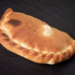 Placinta cu branza si sunca