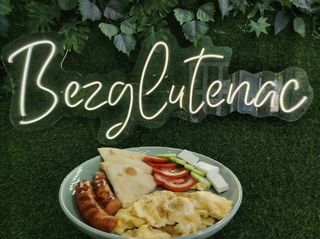 Bezglutesnki omlet sa kobasicom