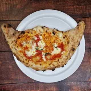 Calzone Napolitano