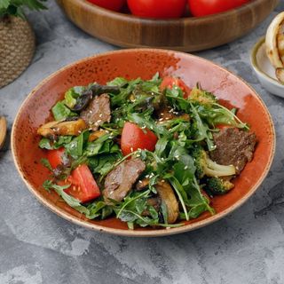 Саңырауқұлақ қосылған жылы салат/Салат Тёплый с грибами