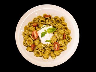 Pasta Al Pesto Genovés 
