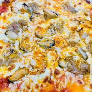 Pizzanesa Pollo Marinera