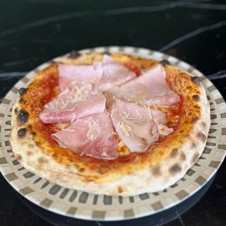 Pizza Jamón Y Queso