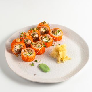 Рол в ікрі тобіка з запеченим лососем теріякі ( 300 г)