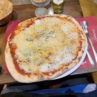 Pizza Cuatro Quesos (35 Cm.)