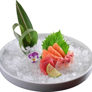 136 Sashimi Misto