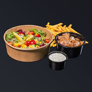 Na talerzu grubego Bossa z kurczakiem