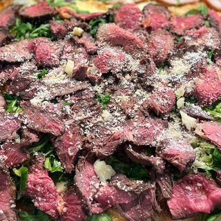 Pizza cu vrabioara & antricot vita - portie