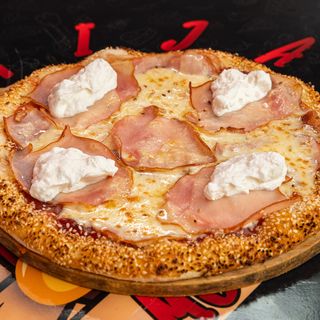 Bavarska pizza 24cm
