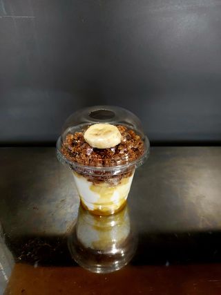 Йогурт с гранола (250г)