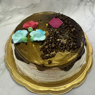 Torta chantilly e gocce di cioccolato