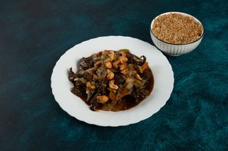 Govedina sa indijskim orahom