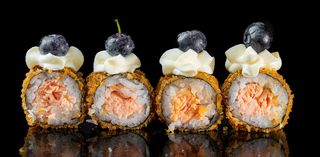 155. Mirtillo maki fritto 4 pezzi