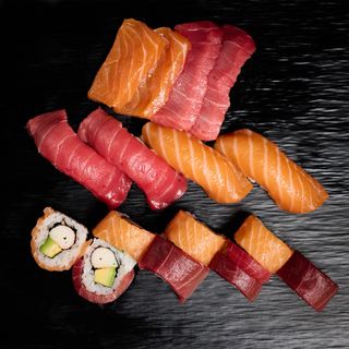 Box Deluxe Salmón/Atún (16p)