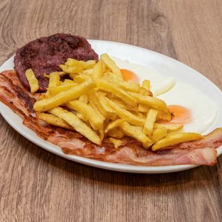 Plato 2: Combinado Con 2 Huevos