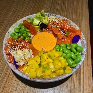Componi la tua poke bowl