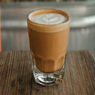Café Americano Con Leche (20 Cl.)