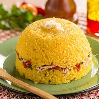 Cuscuz com Frango e Queijo