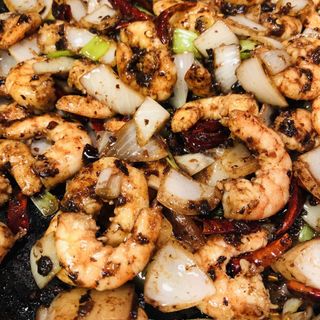 Gambas Con Salsa Tou Si