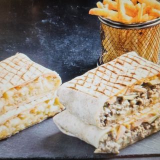 Tacos De Pollo Y Patatas Fritas