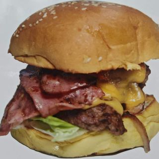 SmashBurguer (inclui batata frita)