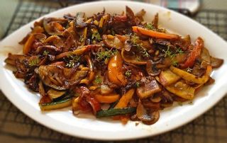 068. Задушени зеленчуци (600гр)