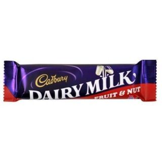 Tablete Chocolate Cadbury Fruit&Nut 49 gr