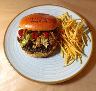 Akdeniz burger (vegan)