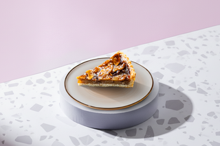 Tarta cu Mere si Nuci