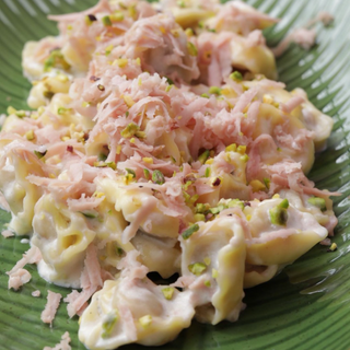 Tortellini crema di formaggi e tartufo