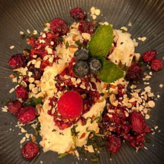 Bowl Crujiente de Frutos Rojos