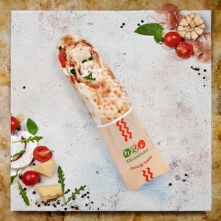 Піца-рол з куркою та фетою (290 г)