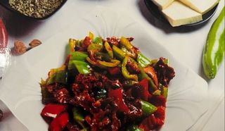 Жареная говядина с перцем