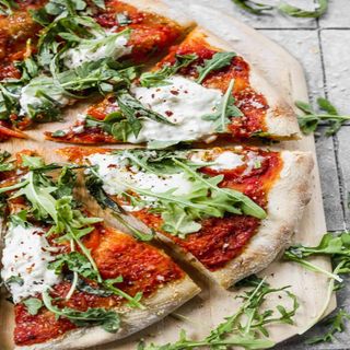 Pizza burrata