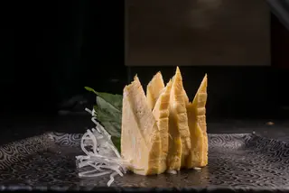 Tamago sashimi