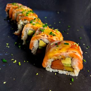 Roll de salmón 2.0 (8 Pzs.)