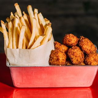 Menu' Spicy Nuggets & fries HOME MADE