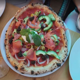 Pizza De Aguacate (32 Cm.)