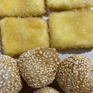 UA46 Queijo Frito e Bola de Sésamo