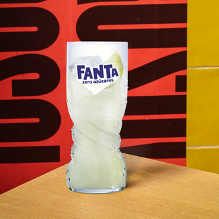 Fanta limón Lata 330ml