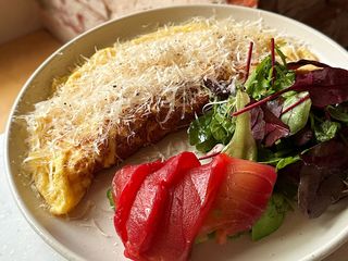 Сирний омлет з лососем (230g)