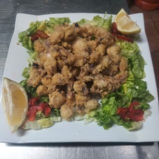 Tapa De Chipirones A La Andaluza