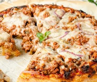 Pizza volcano (33 cm.)